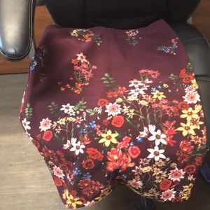 Floral print pencil skirt